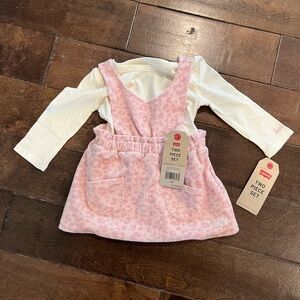 NWT Levi’s soft jumpsuit